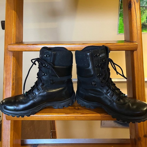 Men's high winter shoes Ecco like new, size 43, black