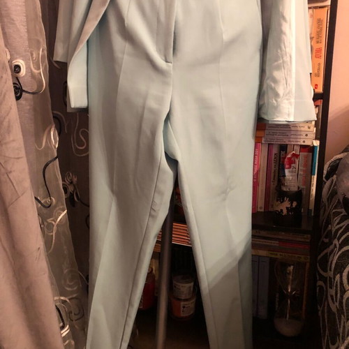 Mind Matter suit set mint green like new