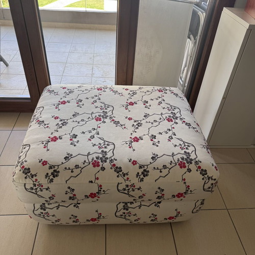 Fabric stool in cream color, like new