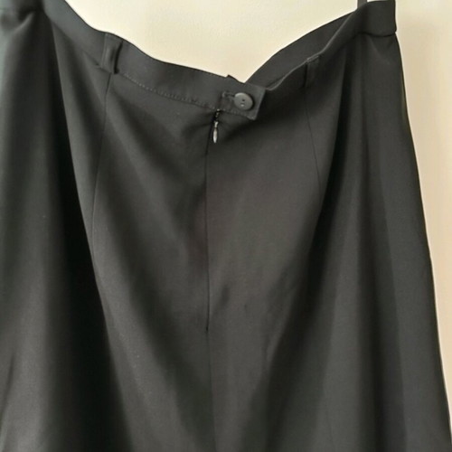 Midi skirt black like new, size XL