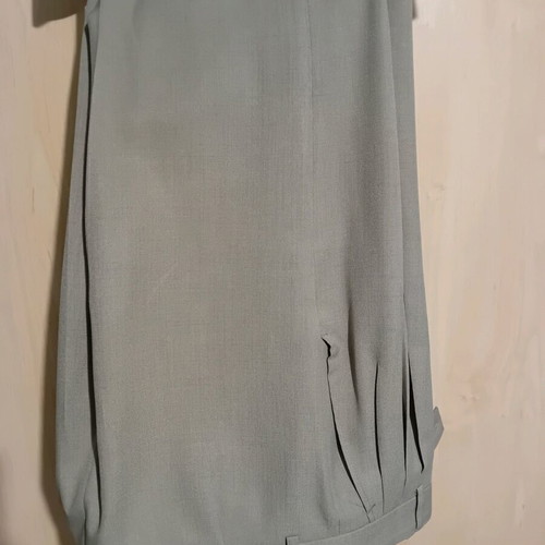 Vanim suit like new, jacket size 54, trousers size 42