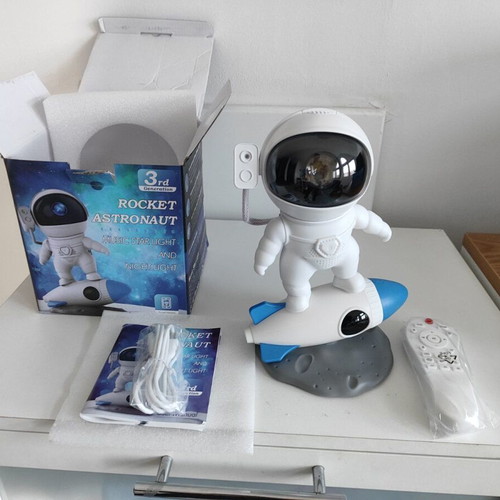 Rocket Astronaut Star Projector 3rd Gen new with Bluetooth and app control
