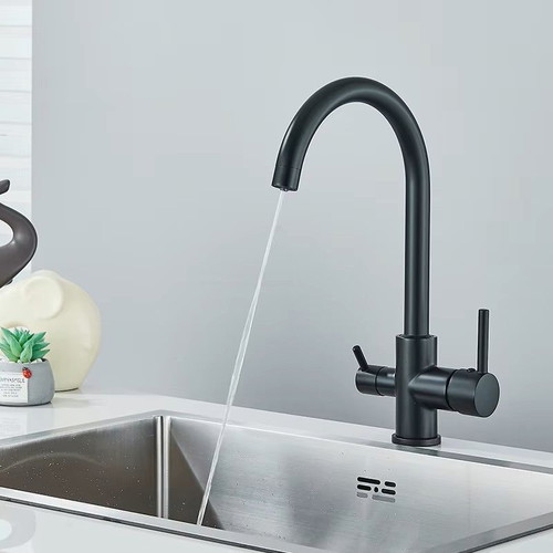 Matte silver kitchen faucet for under-sink water filter