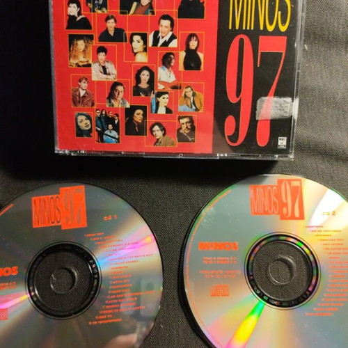 Minos 97 CD used, 40 greatest hits laiko