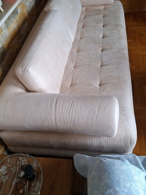 Τριθεσιος καναπές σαν καινούργιος με αδιάβροχο ύφασμα 2.30x1.00 μέτρο