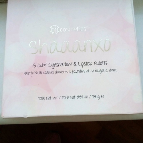 BH Cosmetics Shaaanxo Eyeshadow and Lipstick Palette 18 Shades New