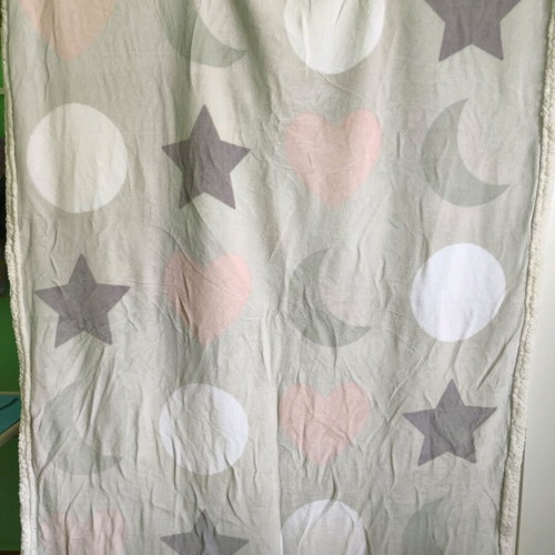 Fleece blanket with design like new, Oysho brand, 150x110 cm