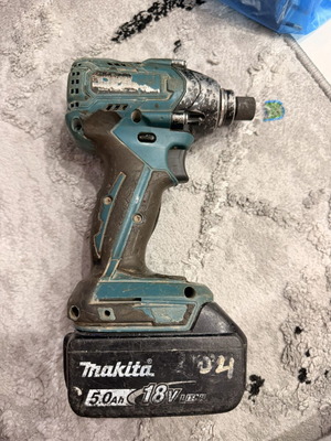 Makita Παλμικό κατσαβίδι μεταχειρισμένο με μπαταρία
