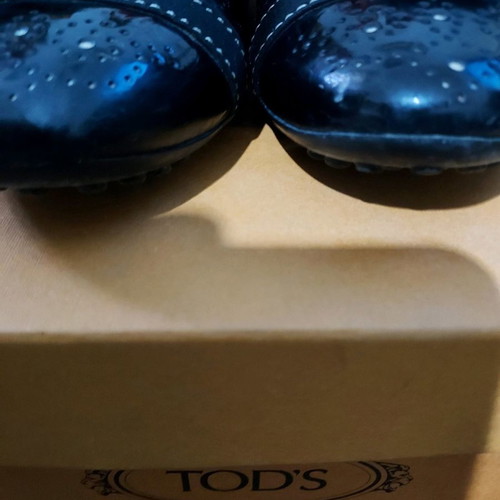 Tod's ballet flats black perforated design patent leather size 37 used