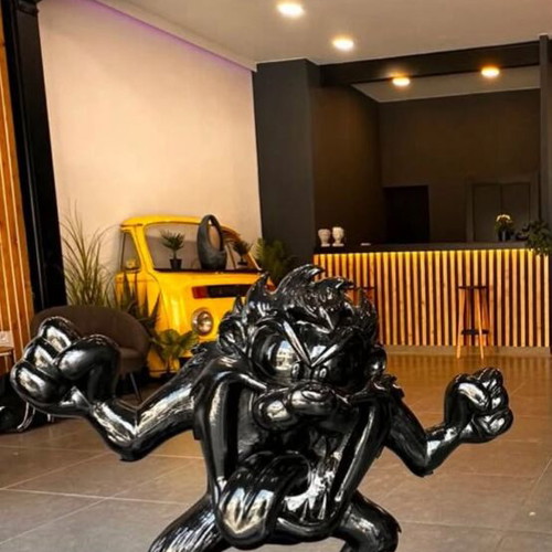 Handmade Taz Decorative Statue 1m