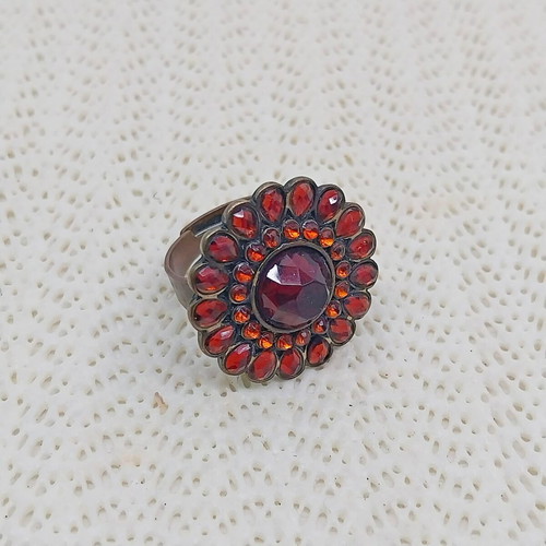 Vintage brass ring with amber glass beads, adjustable