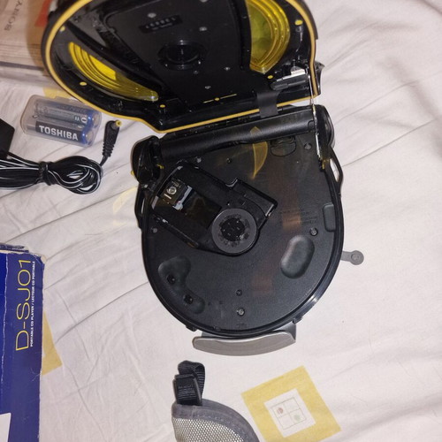 Sony Sports CD Walkman D-SJ01 collectible