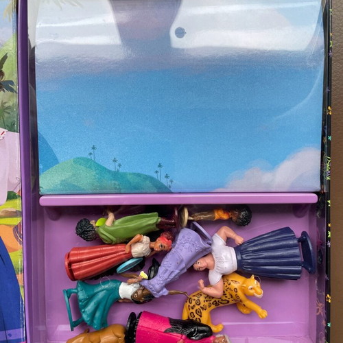 Disney Encanto book and 10 figures brand new
