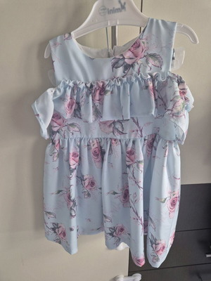 Dress for 2 years old, like new, floral pattern