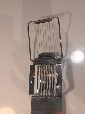 Κόφτης αυγών μεταλλικός σαν καινούργιος