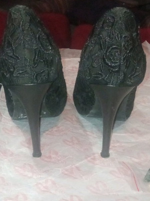 CAFENOIR PUMPS