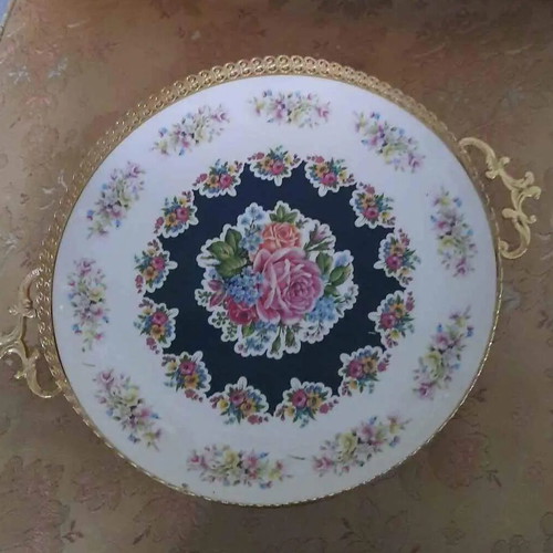 Chinese oval 0.25 opening like new