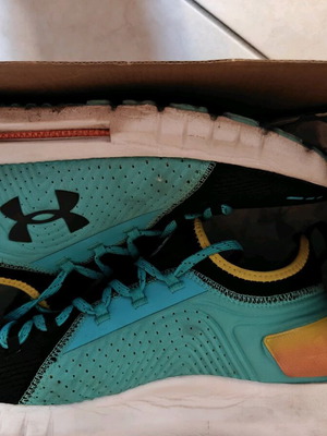Under Armour athletic shoes used, size 42, blue multicolor