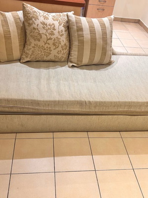 Recliner type sofa bed used with easy mechanism