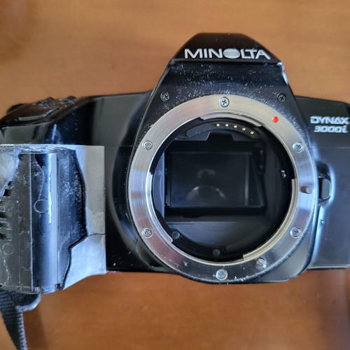 Minolta DYNAX 3000i body used