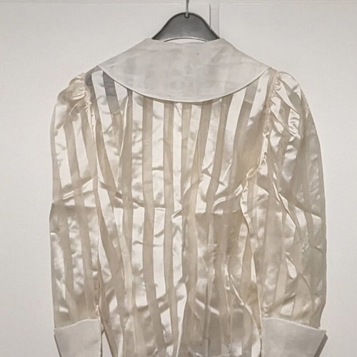 Vintage shirt like new, beige with large collar and shoulder pads