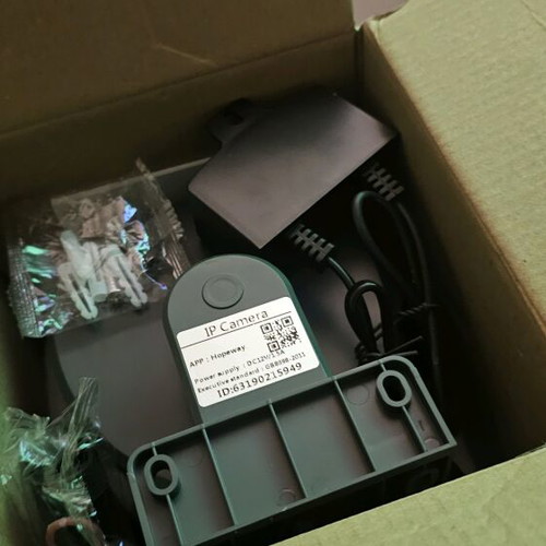 Ip camera new with 3 cameras, 1 360-degree and voice commands