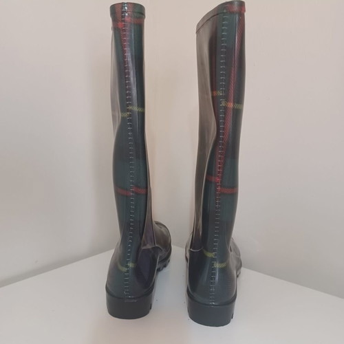 Women's galotses size 38 new with fabric lining