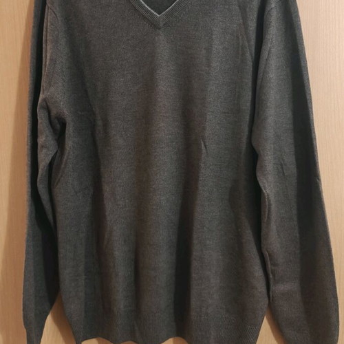 V-neck pullover like new, size XXL, gray and beige