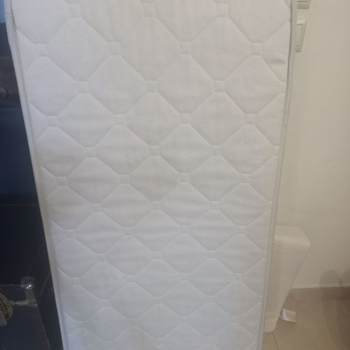 Baby Cot Mattress like new, 1.20x0.60, antibacterial, removable cover