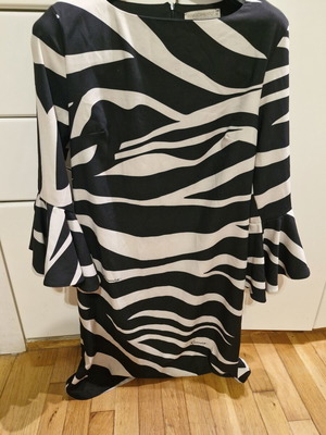 Dress medium size like new