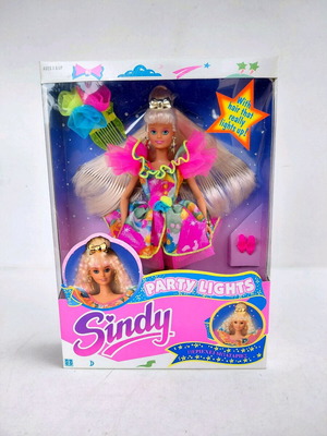 Sindy Party Lights Doll 1991 Hasbro new, sealed