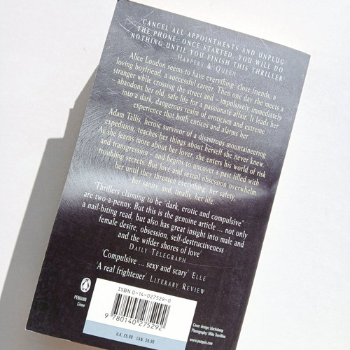 Book Killing Me Softly by Nicci French like new, English