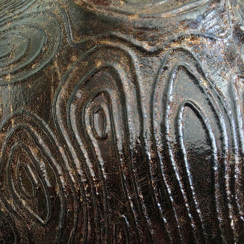 Modern platter with abstract gold design, like new
