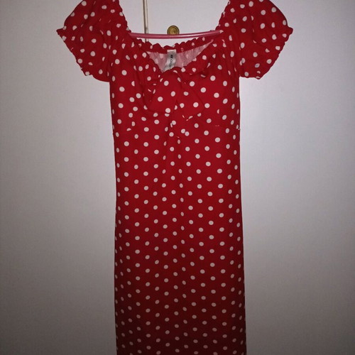 Dress slim fit with polka dot design and bow at neckline like new, red