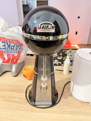 Επαγγελματική φραπιέρα Artemis Drink Mixer, μαύρη