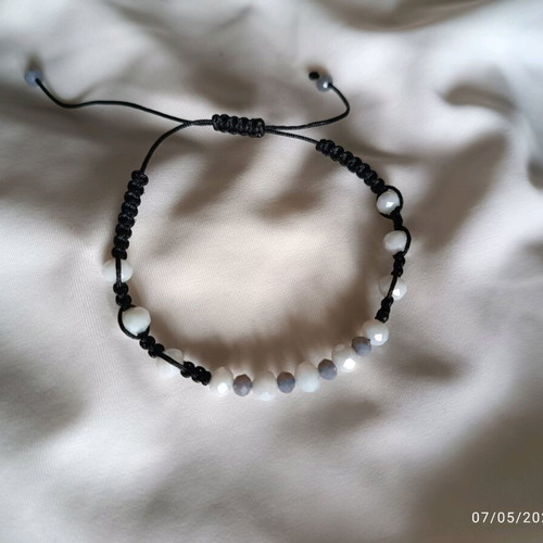 Handmade macrame bracelet new with impressive design