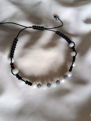 Handmade macrame bracelet new with impressive design