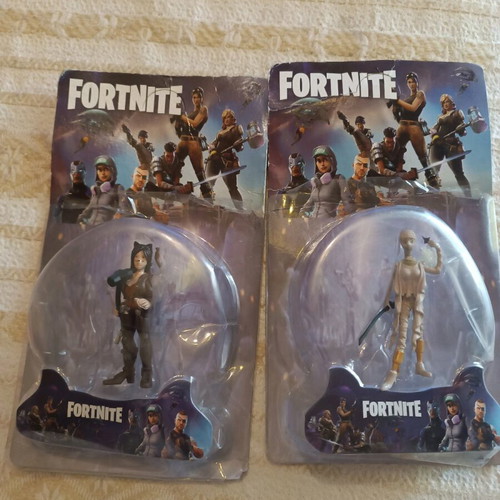 Fortnite figures like new in original packaging