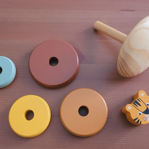 Fisher-Price Building Cups and Wooden Stacking Rocking Pyramid Safari like new