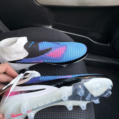 Nike FG football boots size 41