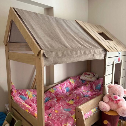 Ravenna house bed like new with two drawers