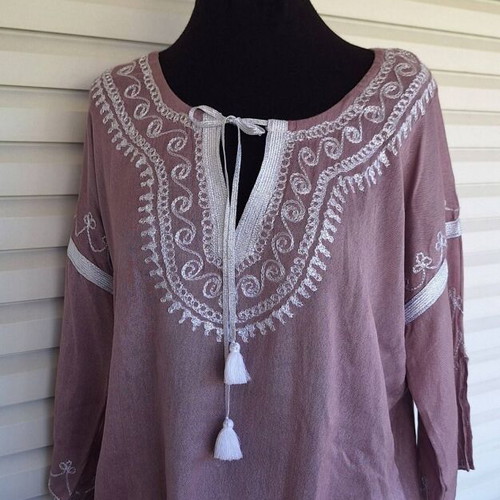Handmade Caftan with Silver Threads and Embroidery by Dar mode