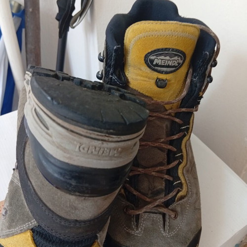 Meindl Minnesota Pro GTX hiking boots, grey and orange