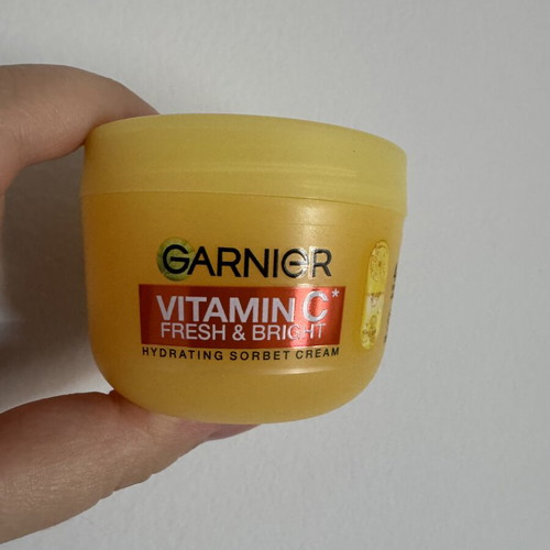 Garnier Vitamin C Fresh & Bright Sorbet Cream 50ml new