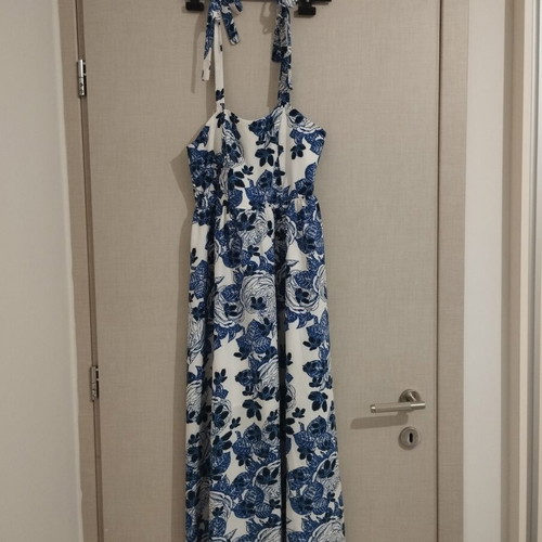 Maxi women's dress like new, blue and white floral pattern, Shein