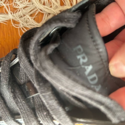 Prada shoes used with sole defect, size 44.5, black