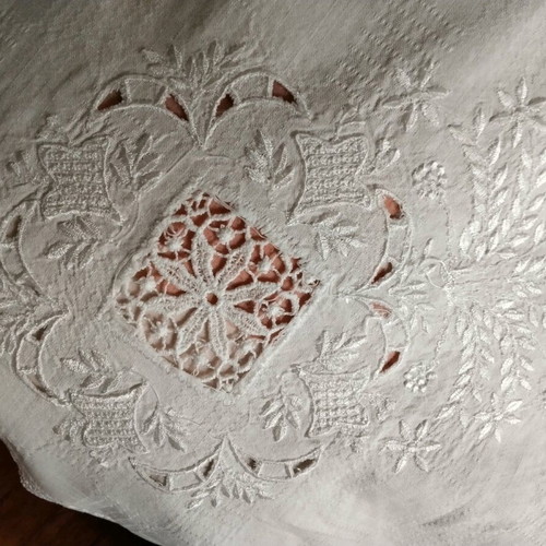 Vintage cotton tablecloth 1.40 x 2.00 white, new