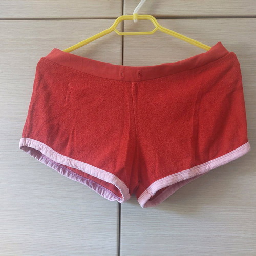 Women's shorts red with pink used, size Medium/Large