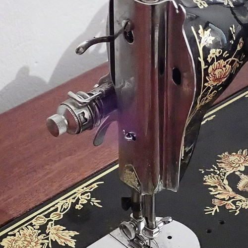 Pfaff sewing machine with cabinet used, excellent condition