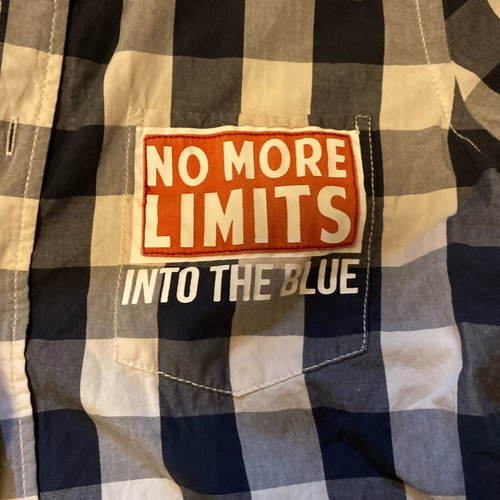 Men's shirt size M like new